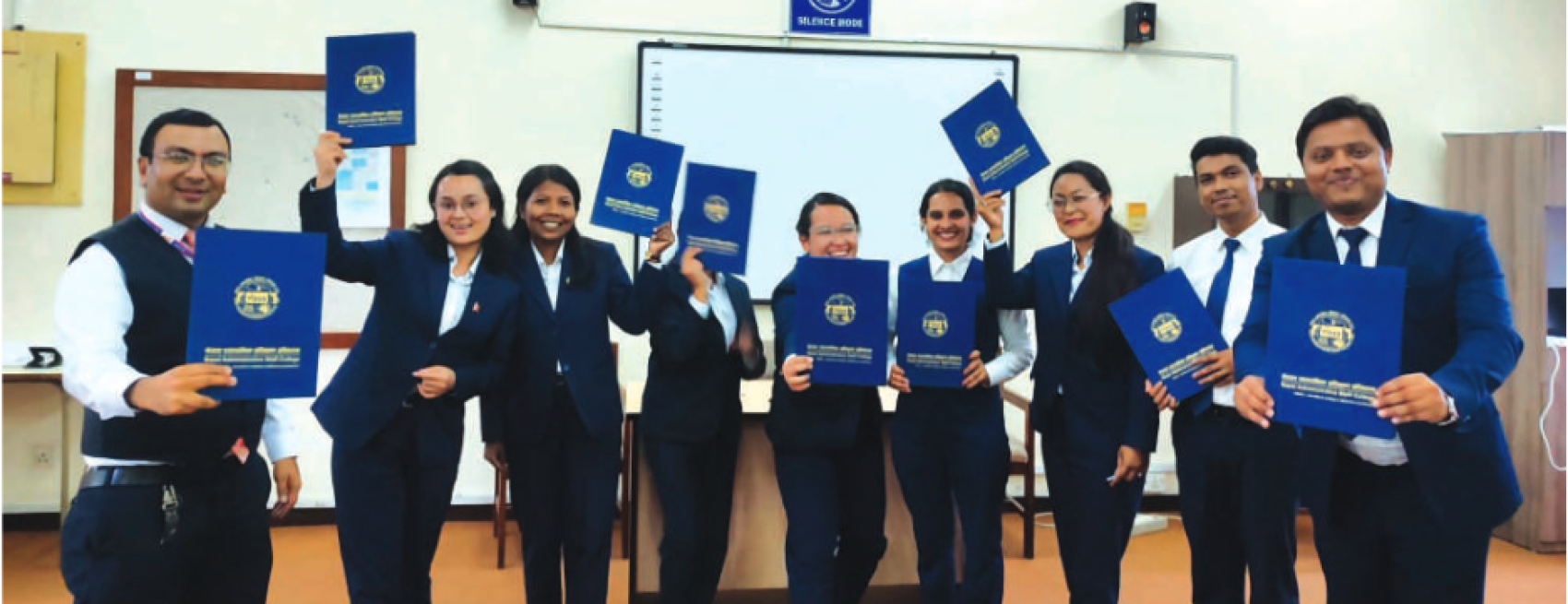 Participants of Managerial and Administrative Excellence Program After the Graduation Ceremony